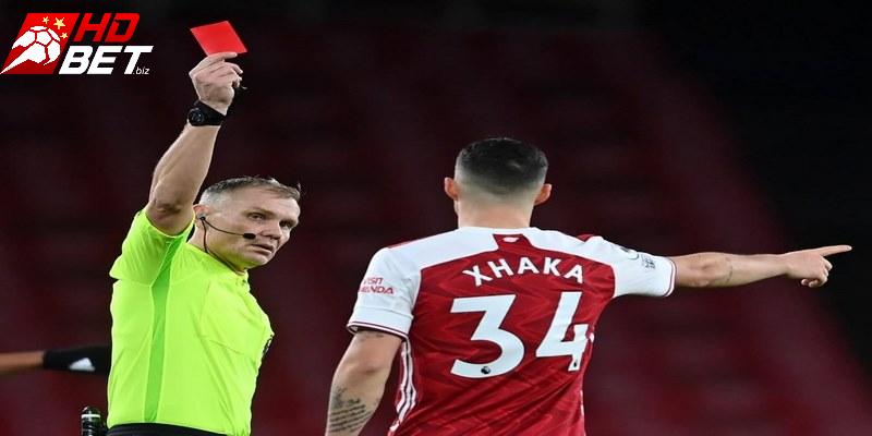Bạn cần hiểu rõ từng loại kèo thẻ phạt HDBet khi cá cược